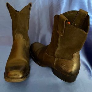 HD short boot